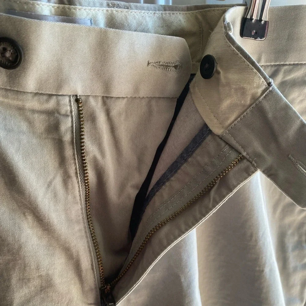 MARKS AND SPENCER Stormwear Pale Green Chino Shorts size 36In Mens Summer